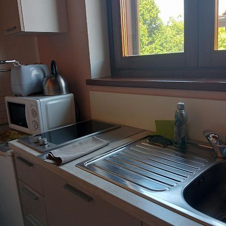 Apartamento Vite Dipinte 1 Bilocale In Langa Novello Exterior foto